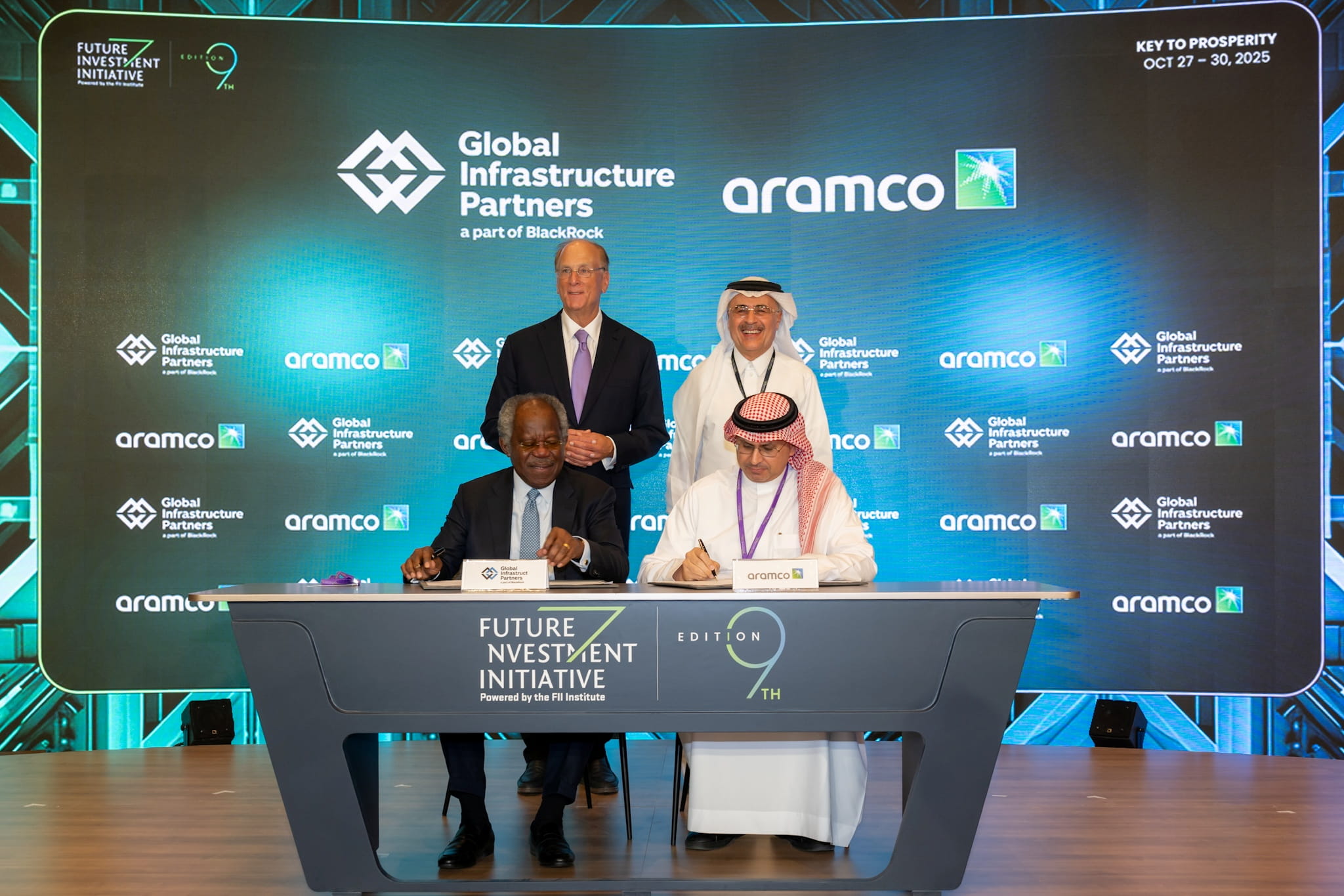 Saudi Aramco completes  billion gas processing deal